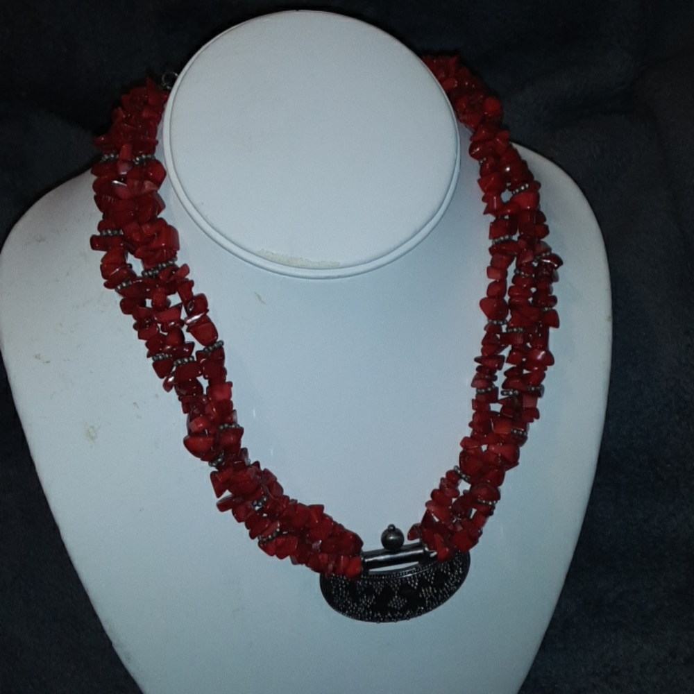 Latasia Coral Necklace